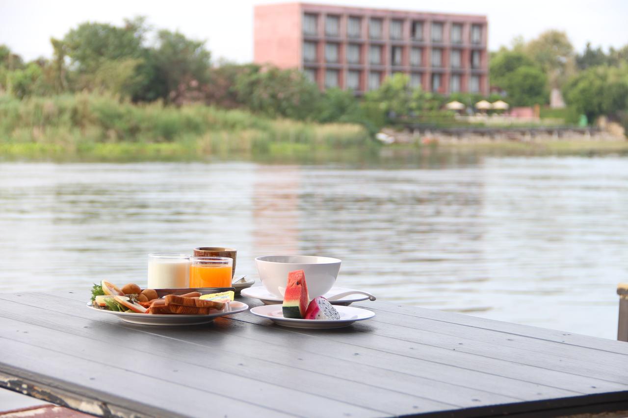 The Riverpool Resort And Spa Kanchanaburi Buitenkant foto
