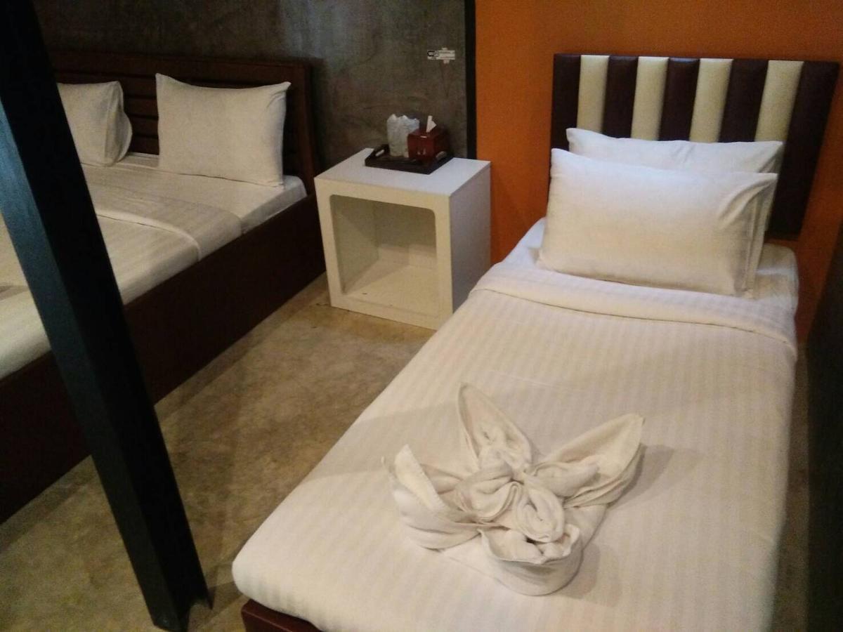 The Riverpool Resort And Spa Kanchanaburi Buitenkant foto